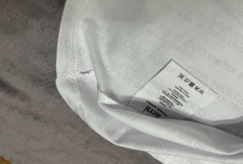 Ami Paris T-Shirt