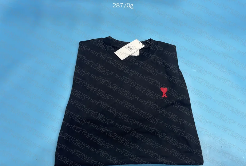 Ami Paris T-Shirt