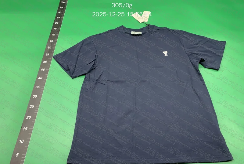 Camiseta ami paris 2