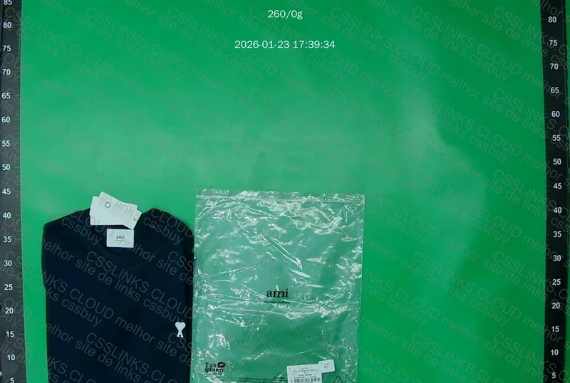 Camiseta Ami Paris (c/ medidas) 9