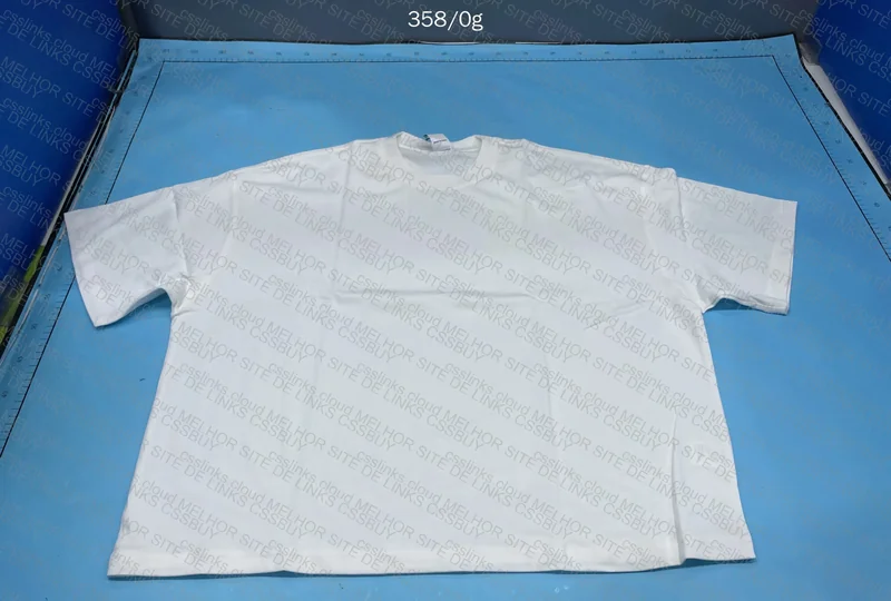 Ami Paris T-Shirt and Boxy Artimaster T-Shirt 8
