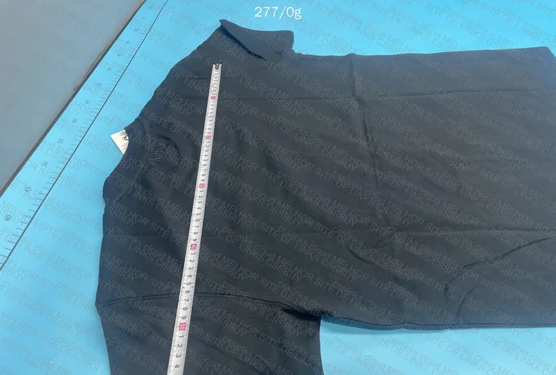 Ami Paris Black T-Shirt 2