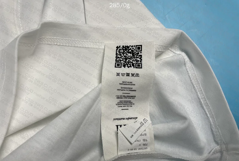 Ami T-Shirt (Crooked?)