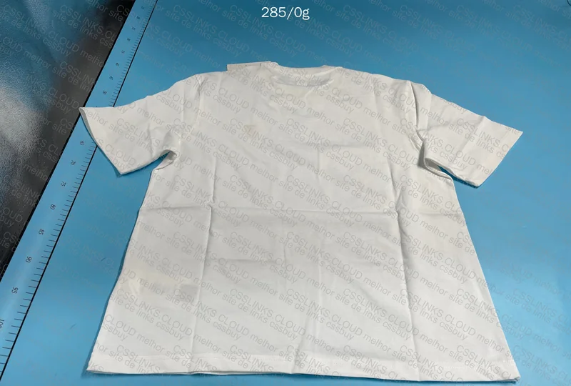 Ami T-Shirt (Crooked?) 4