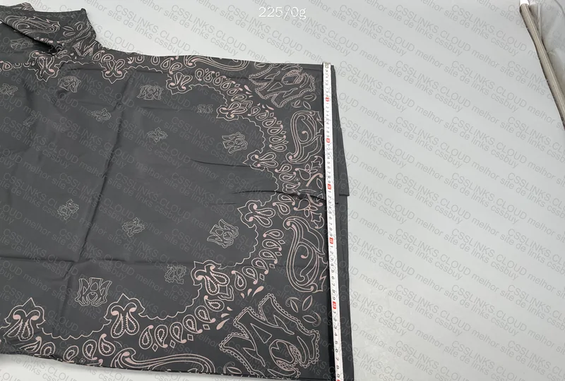 Amiri T-Shirt with Measurements 9