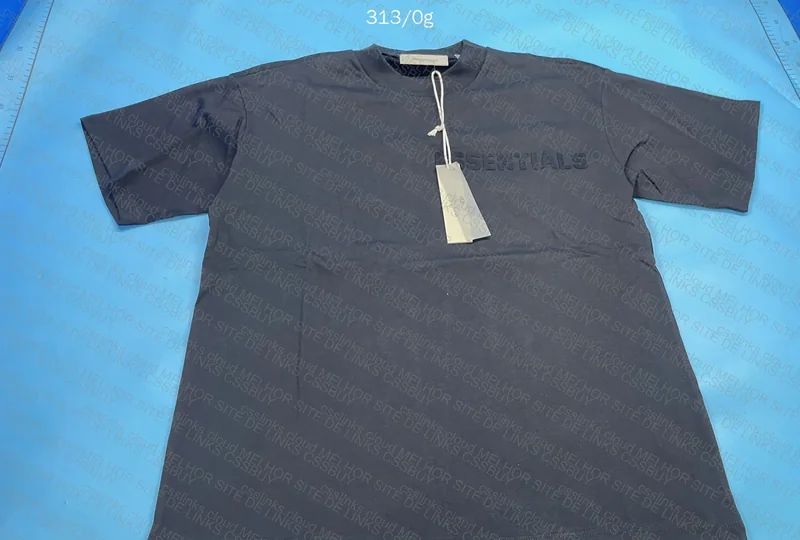 Art T-Shirt and Essentials T-Shirt - GL???? 2