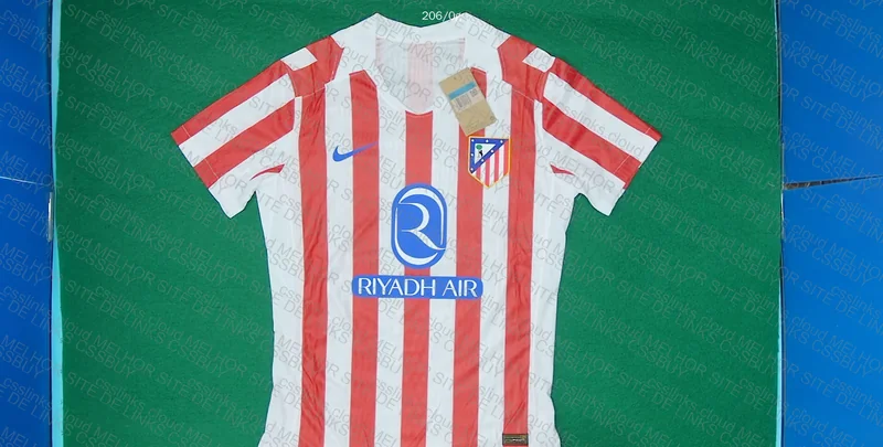 Atletico Madrid Player Version T-shirt 4
