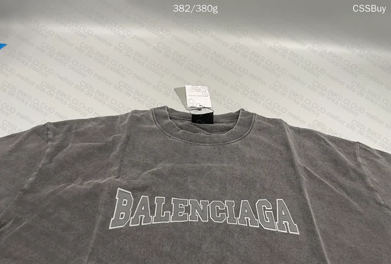 Balenciaga T-shirt 2