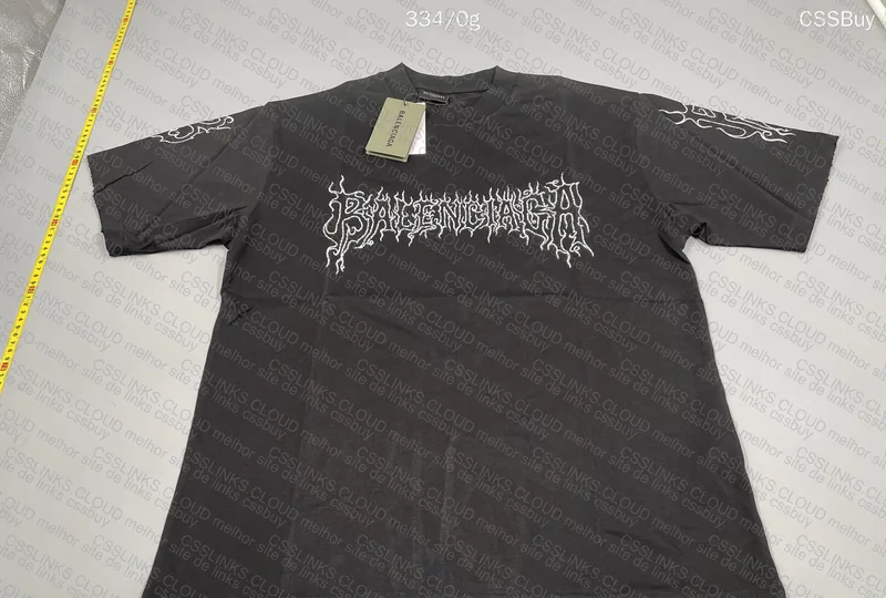 Balenciaga T-shirt 3