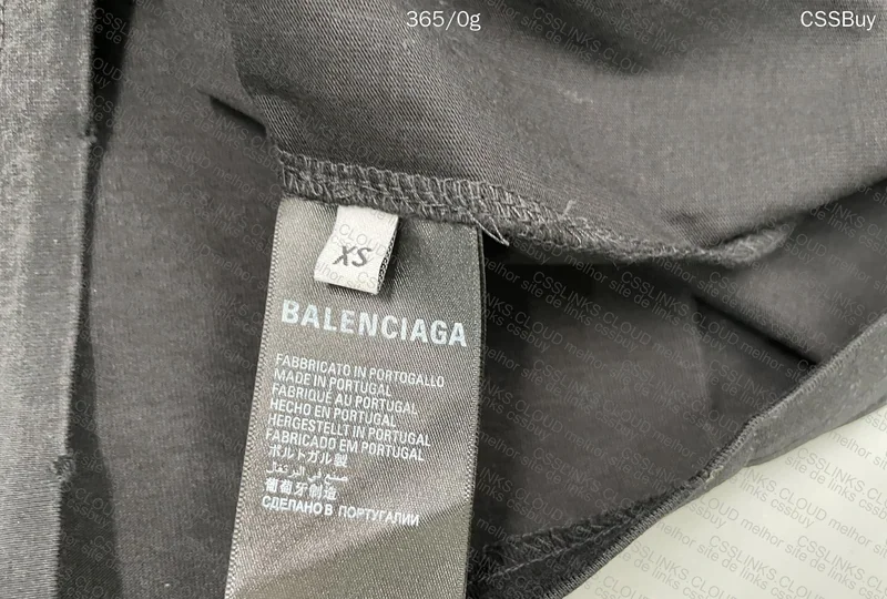 Balenciaga T-shirt 4