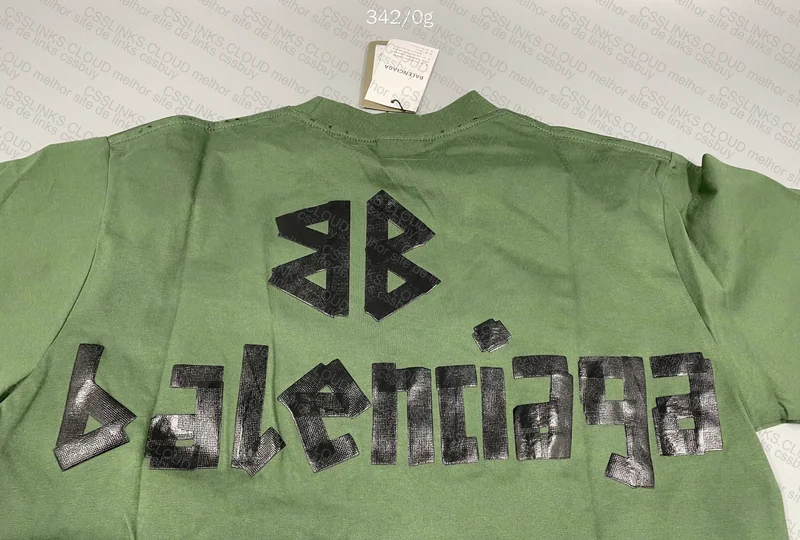 Balenciaga T-shirt 3