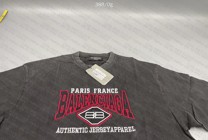 Balenciaga T-shirt 3