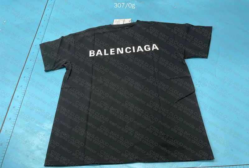 Balenciaga T-shirt 4