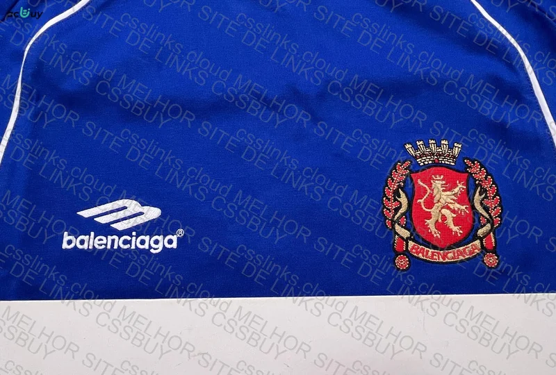 Balenciaga T-Shirt 2