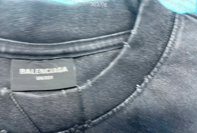 Balenciaga T-shirt 4