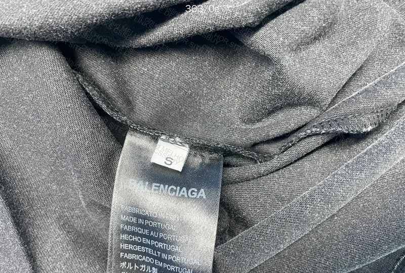 Balenciaga T-shirt 6
