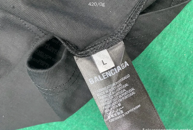 Balenciaga T-Shirt 3