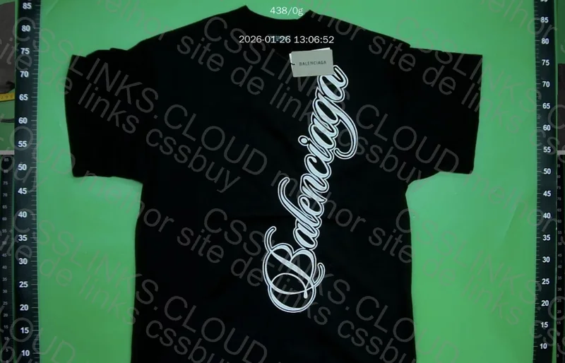 Camiseta Balenciaga 2