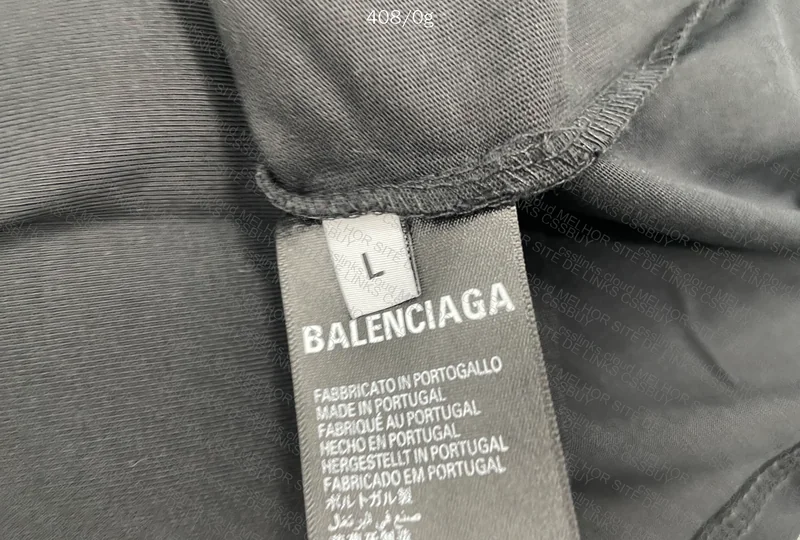 Balenciaga T-Shirt Black and White 7
