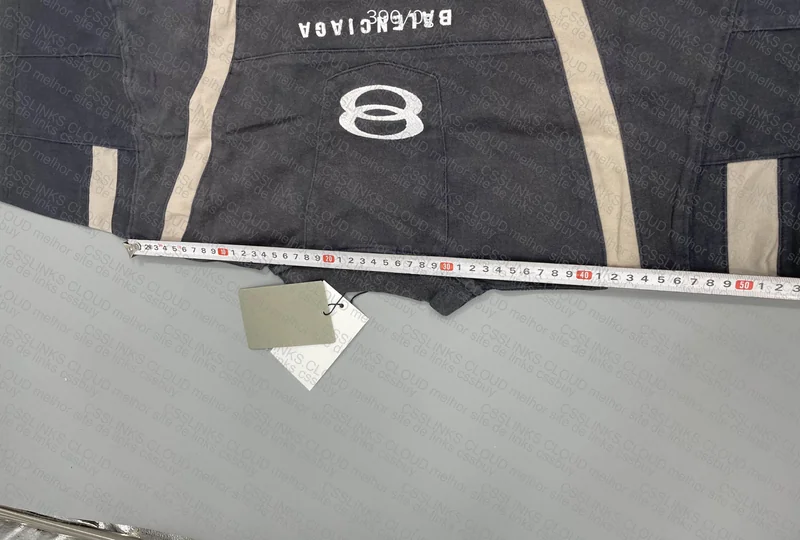 Balenciaga T-Shirt (measurements) 5