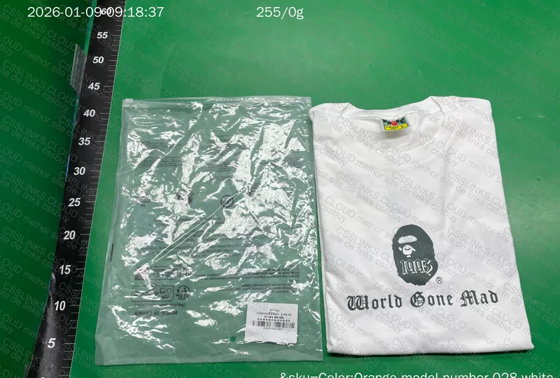 Camiseta BAPE WGM Branca 6