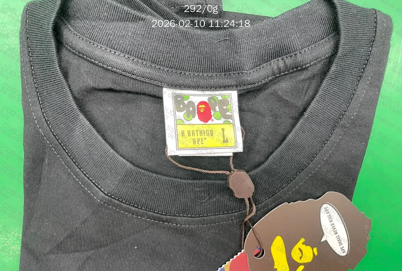 Camiseta BAPE x BURBERRY