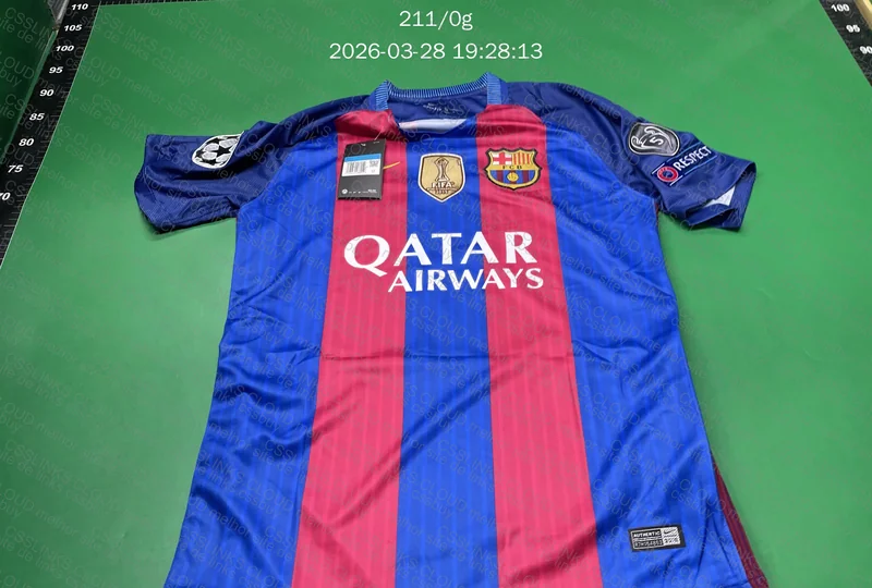 Camiseta Barcelona retrô 16/17 Neymar Jr (casa) 3