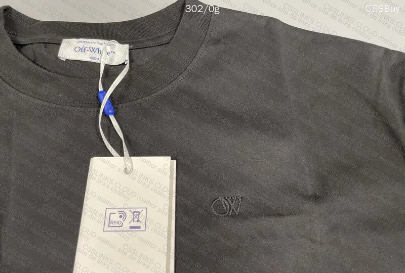Basic Off-White T-Shirt 3