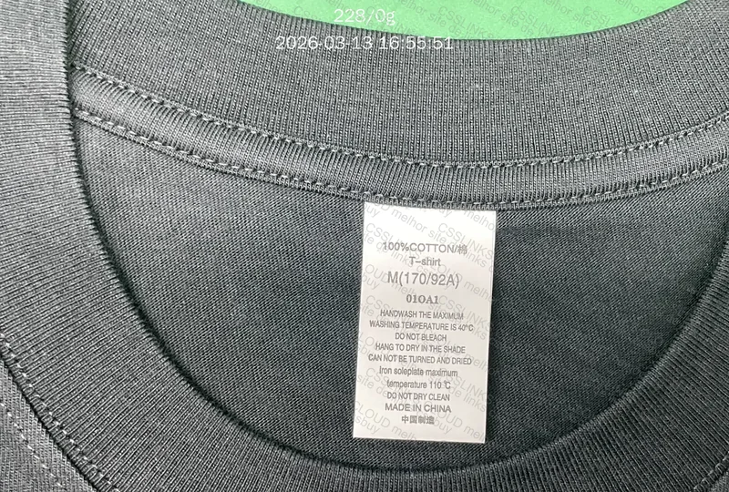 camiseta básica preta 3