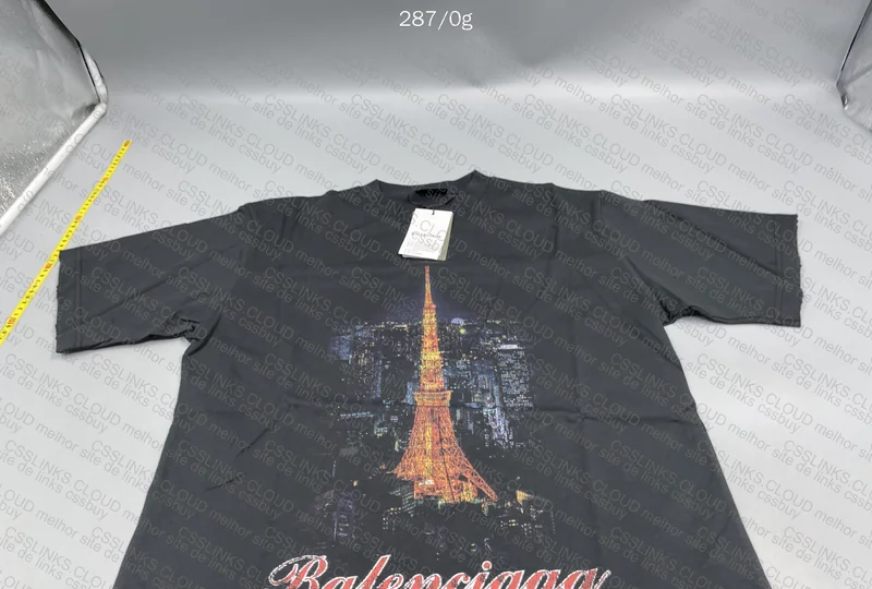 Balenciaga T-Shirt 2
