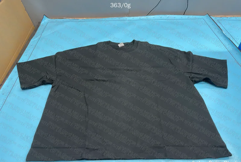 Boxy T-Shirt (Measurements in replies)