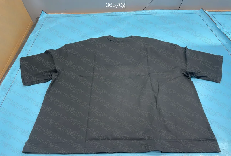 Boxy T-Shirt (Measurements in replies) 3