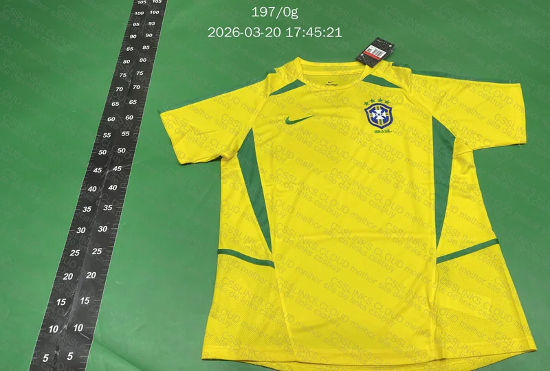 Camiseta Brasil 2002 retrô 3