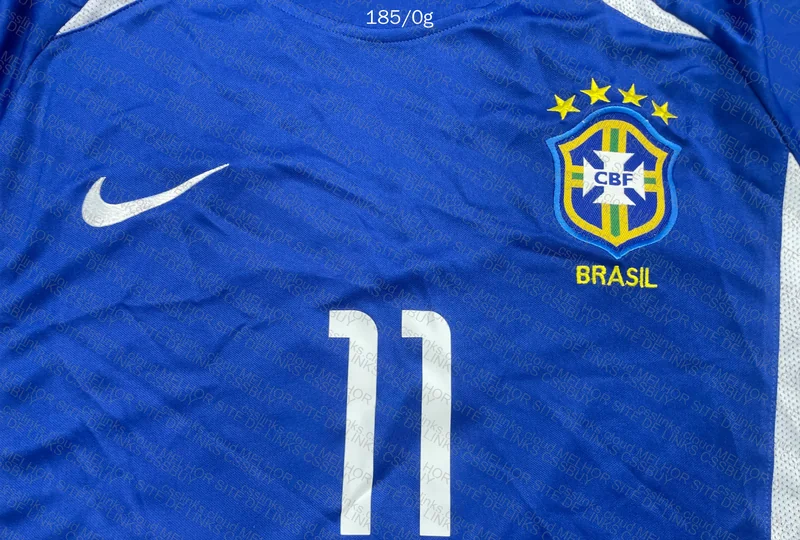 Brazil 2002 World Cup Jersey - Number 11 - Ronaldinho 6