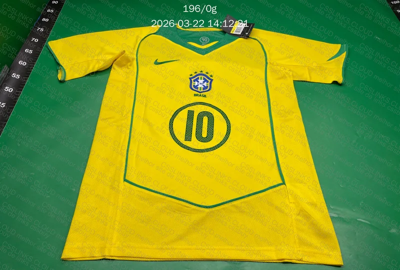 Camiseta Brasil Retro 2004