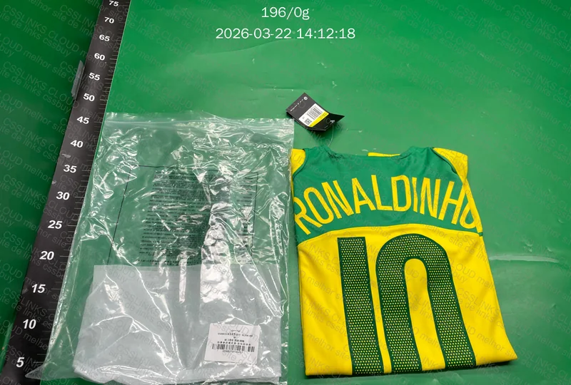 Camiseta Brasil Retro 2004 2