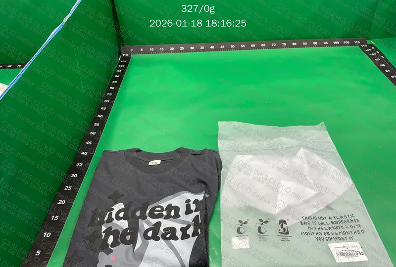 Camiseta Broken Planet