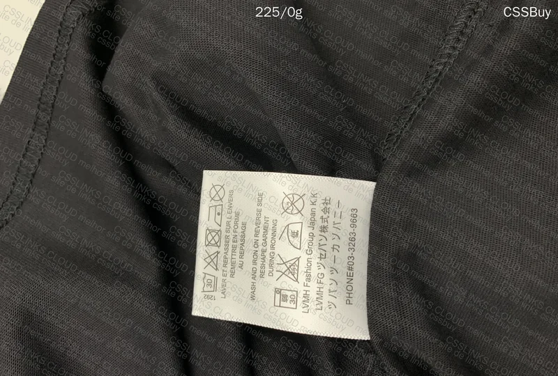Burberry T-shirt 4