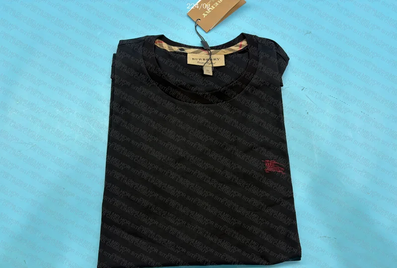 Burberry T-shirt