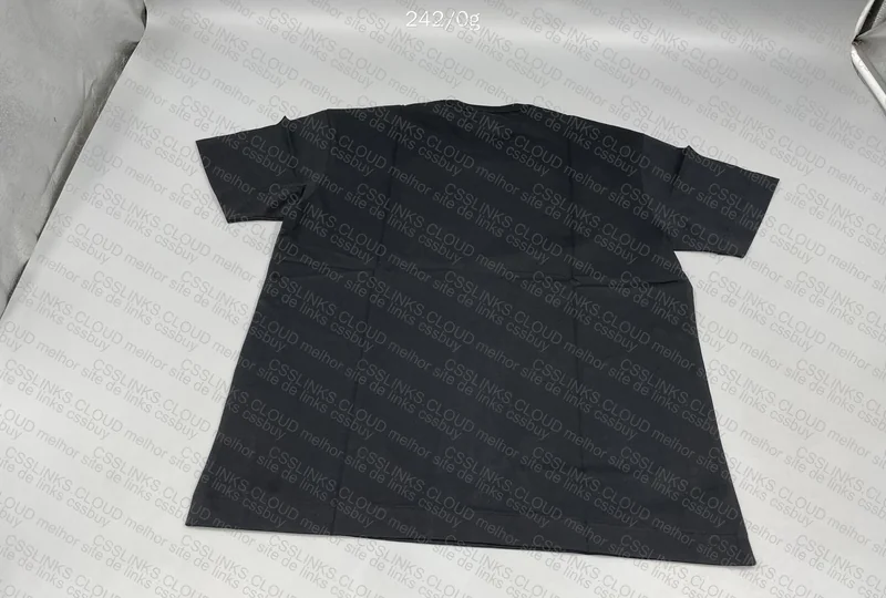 CDG T-Shirt 4