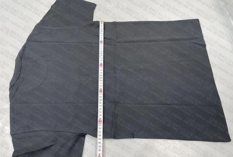 CDG T-Shirt 6