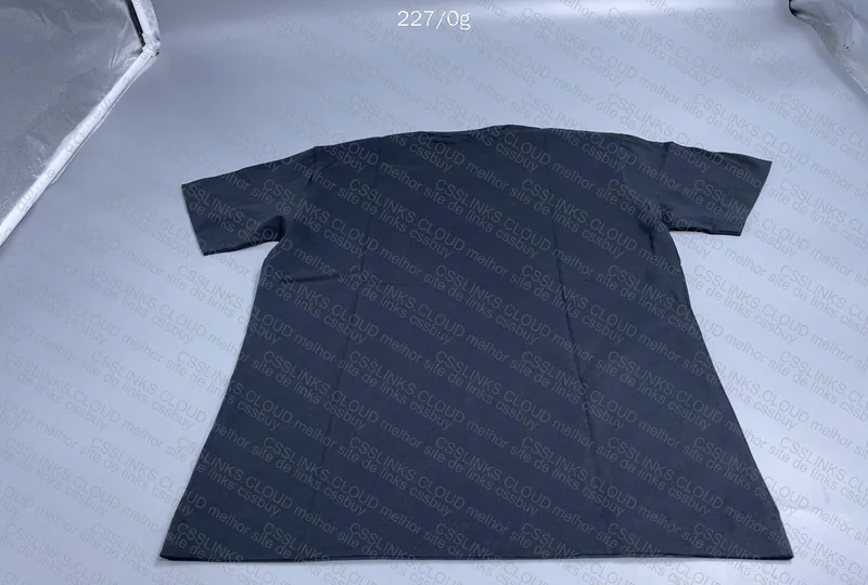 CDG T-Shirt 4