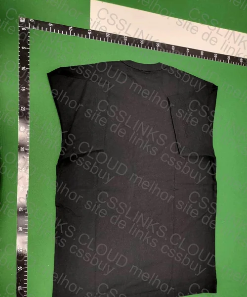 CDG T-Shirt 2