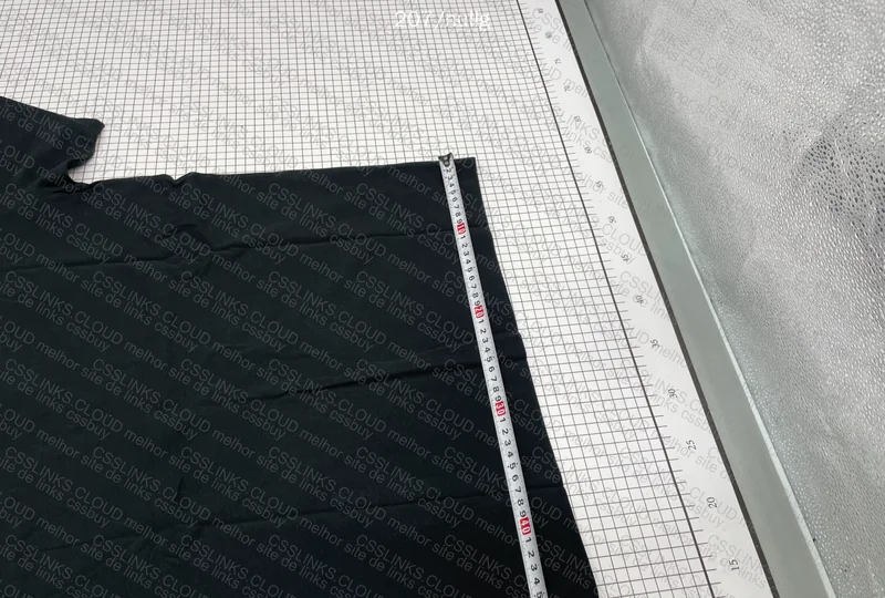 CDG T-Shirt 8