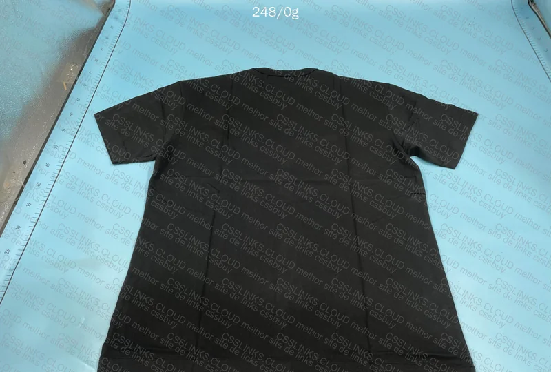 CDG T-Shirt 4