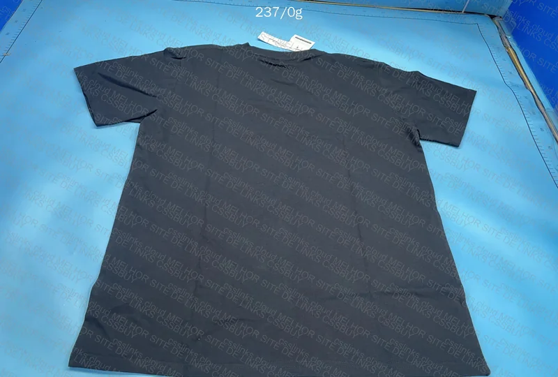 CDG T-Shirt 3