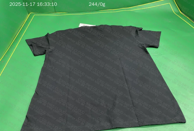 CDG T-Shirt 3
