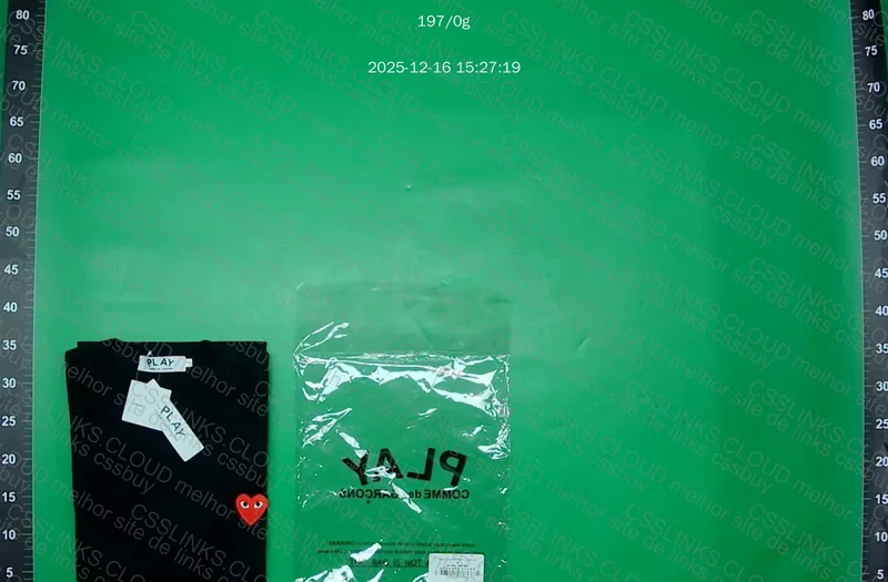 Camiseta CDG