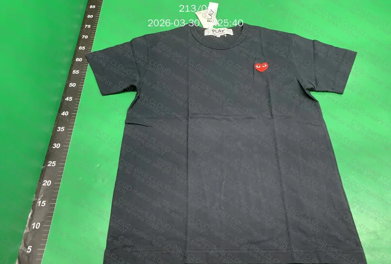 Camiseta cdg 2