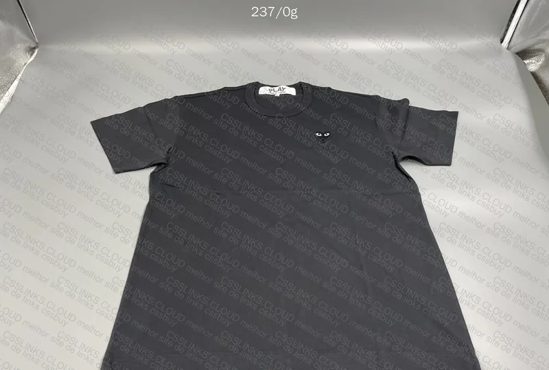 CDG Black Heart T-Shirt (repsbrothers)